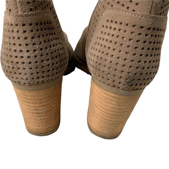 BOS & CO. Brianna Castro Beige Perforated Suede Open Toe Chelsea Boot Euro 42 - Picture 10 of 11